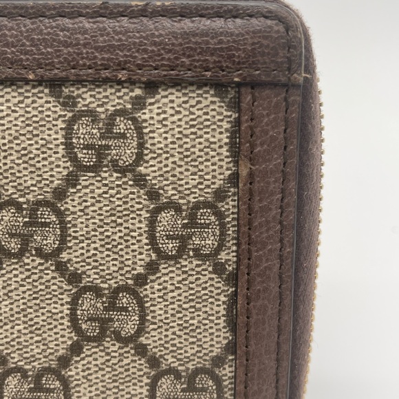Authentic Gucci Zip Around Wallet - Picture 3 of 9